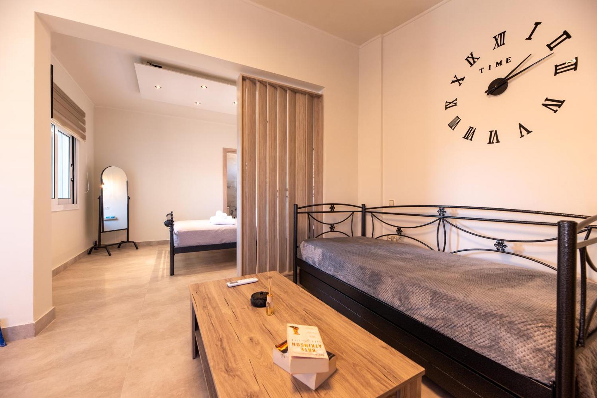 Demi'S Apartments Near Athen'S Airport Artemida  Esterno foto