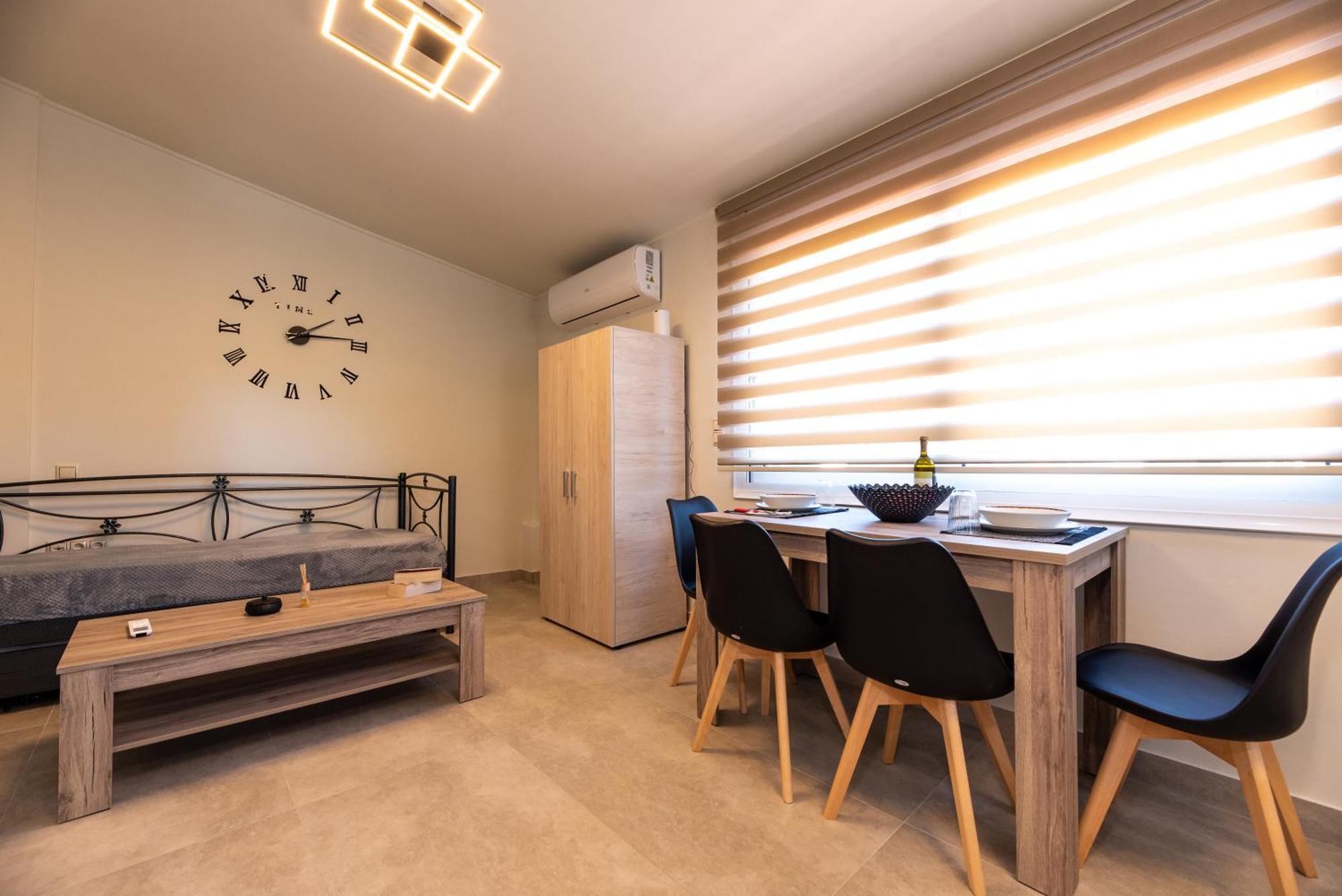 Demi'S Apartments Near Athen'S Airport Artemida  Esterno foto