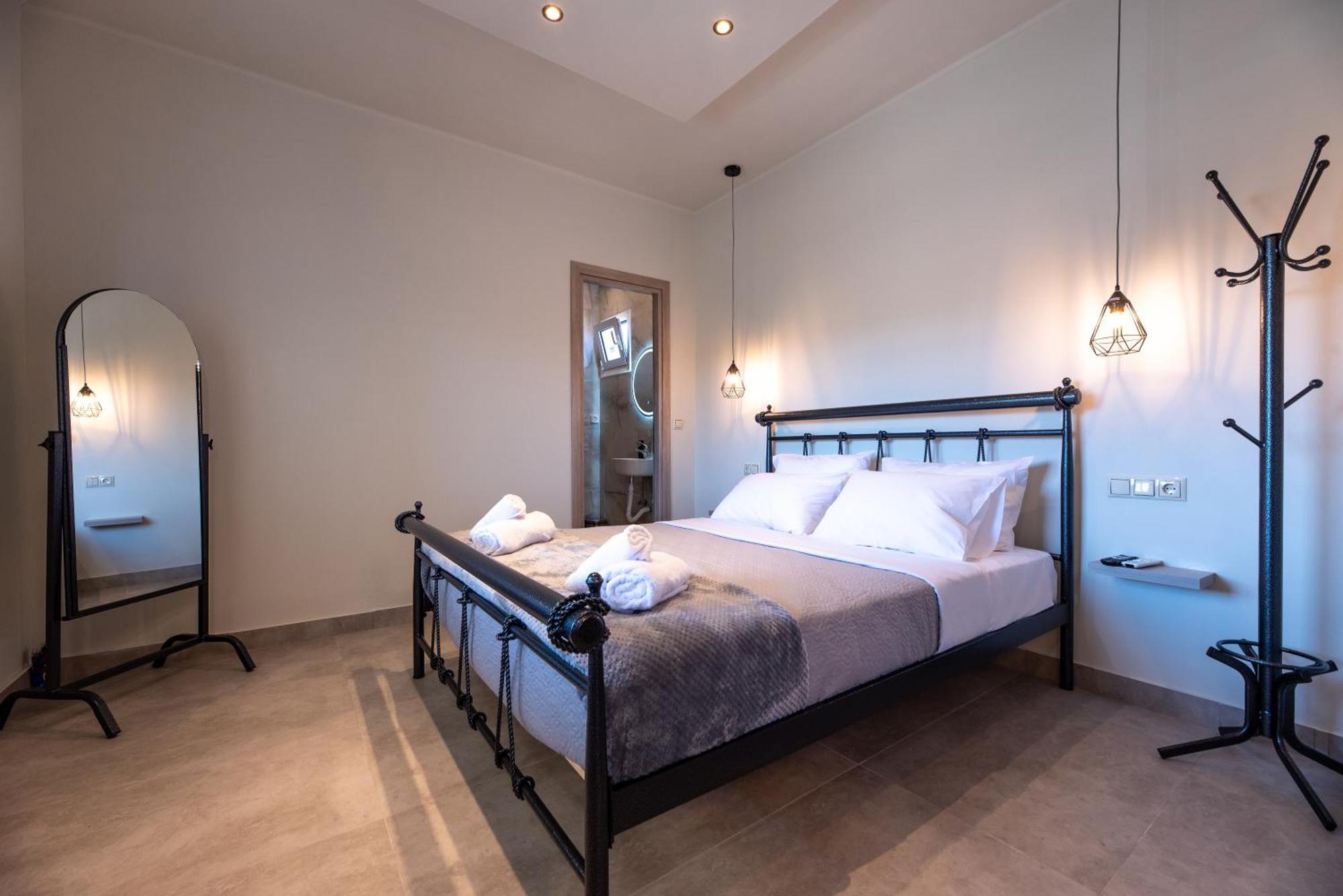 Demi'S Apartments Near Athen'S Airport Artemida  Esterno foto